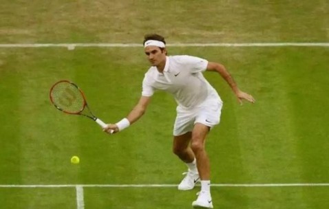 南宫体育-UFC赛场再起风云：嵩山青龙队小胜西城火狐队，脚步移动更到位战术板得到兑现(咬定目标积小胜为大胜人民日报)