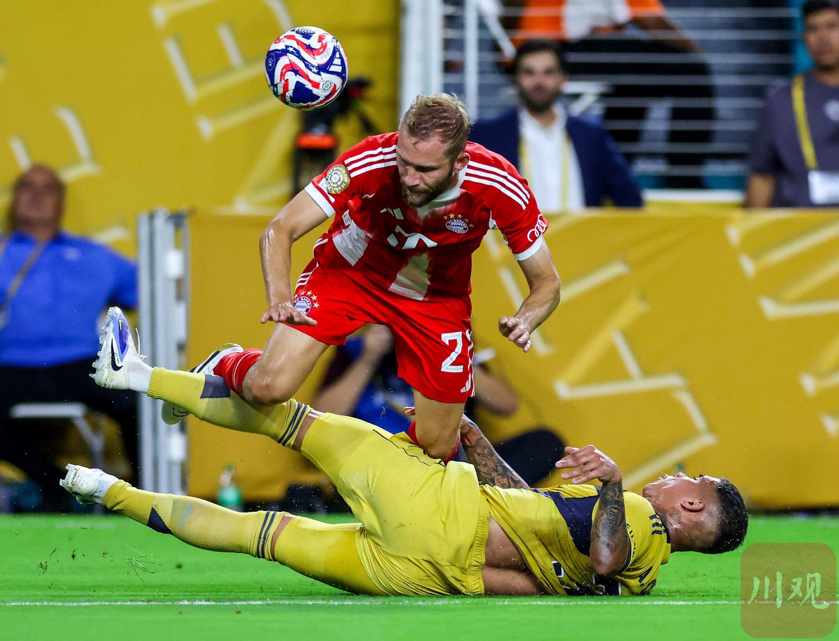 凯恩在瑞士队比赛中赛况扑朔迷离,高光表现引发热议!的简单介绍 凯恩在瑞士队比赛中赛况扑朔迷离,高光表现引发热议!的简单介绍